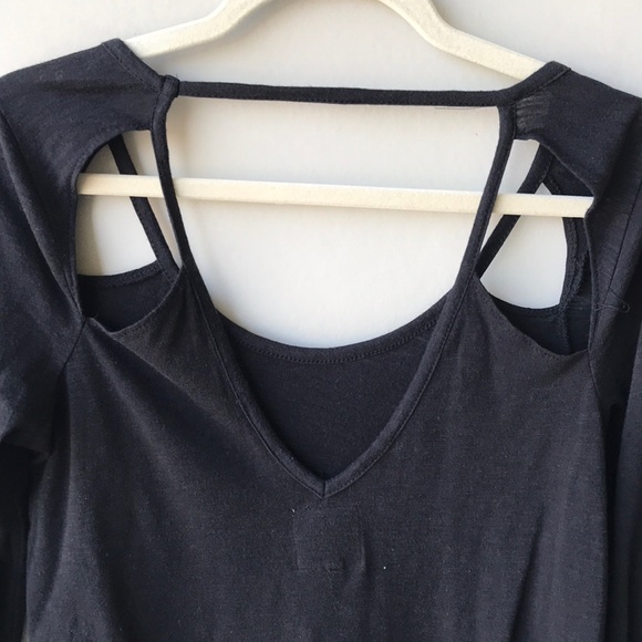 Black Chaser Top - Picture 4 of 4